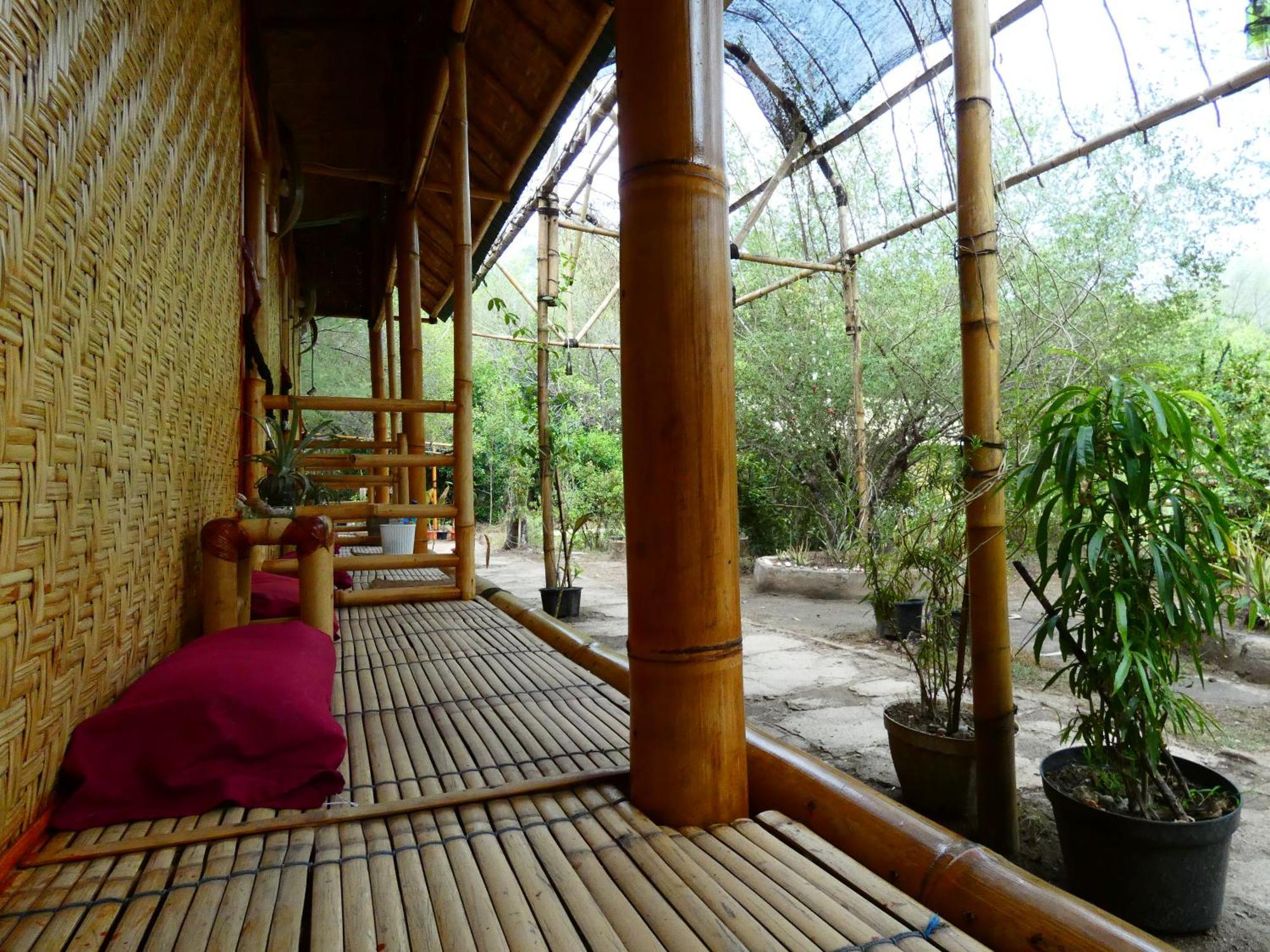 Albergue Uncle Hippie'S Dream Gili Meno Exterior foto